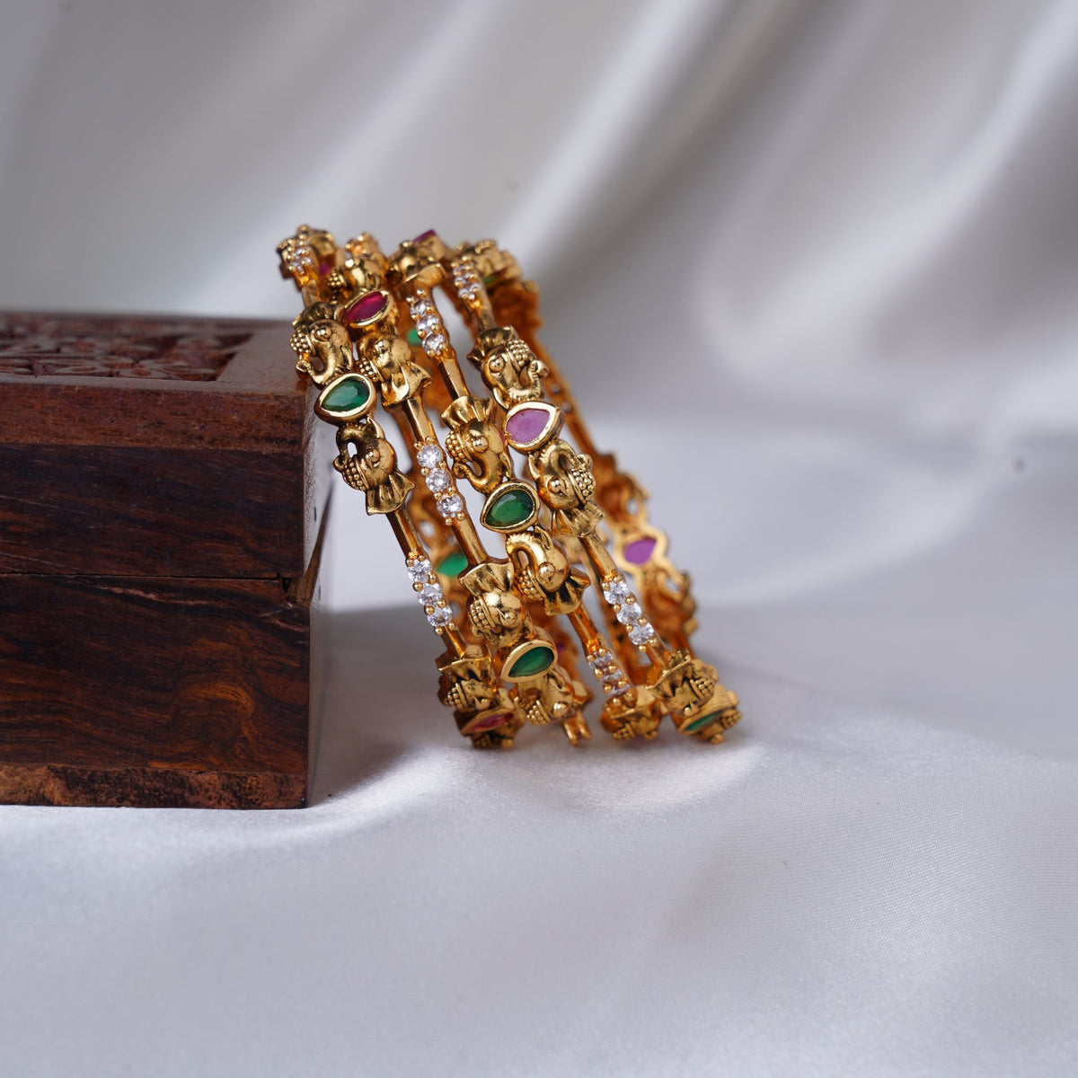 elephant-ruby-emerald-bangles