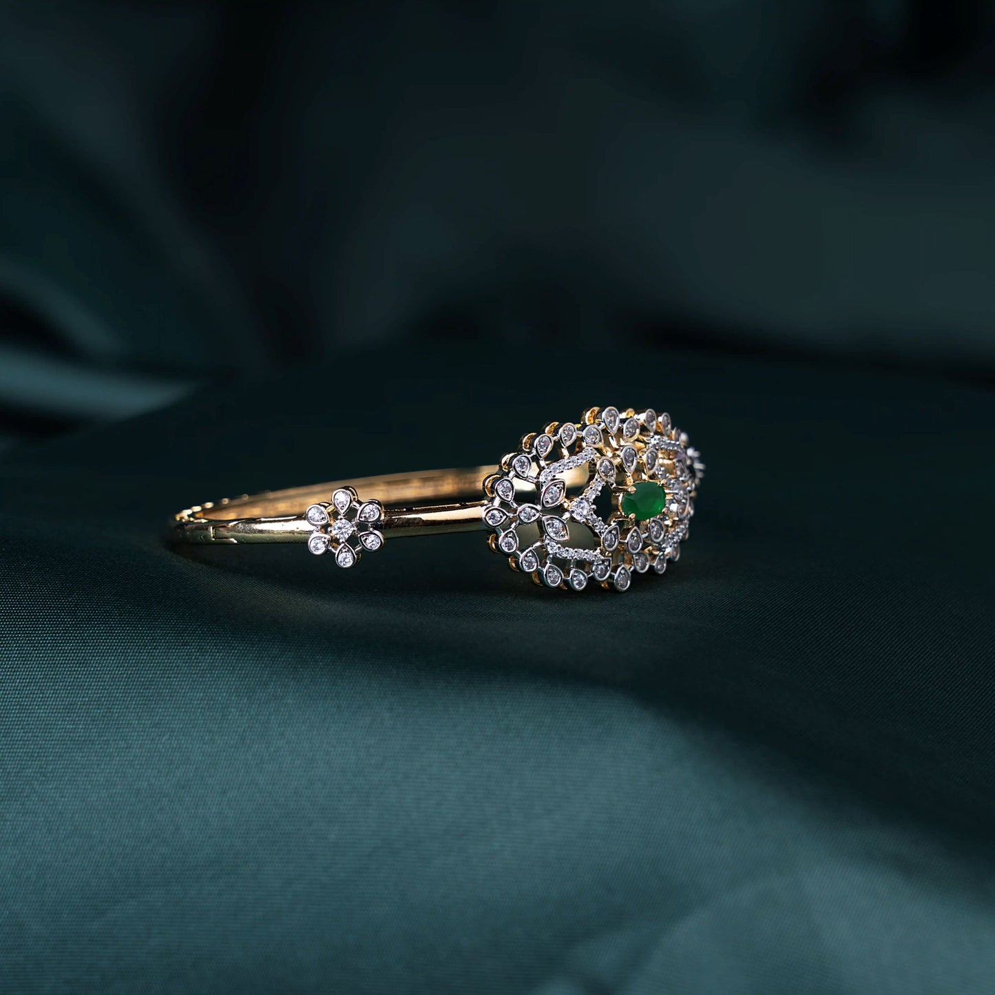 Emerald Floral Bracelet