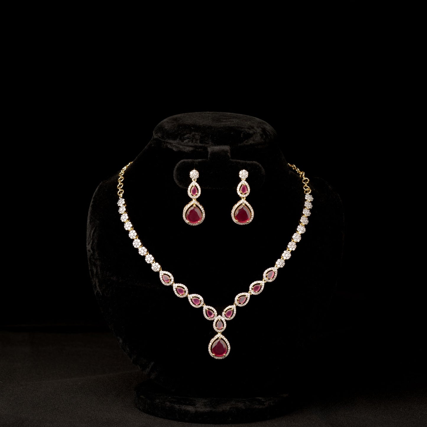 Emerald/Ruby Necklace SM77150