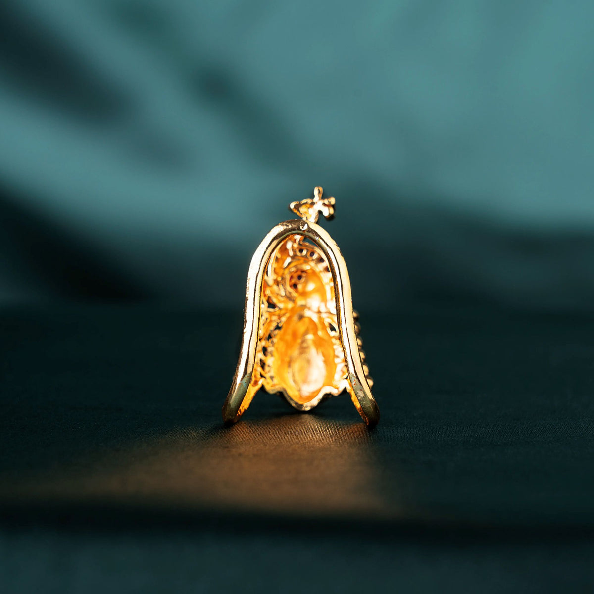 Peacock Vanki Finger Ring