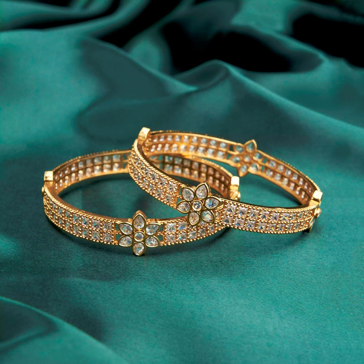 Floral Bangles SM60128