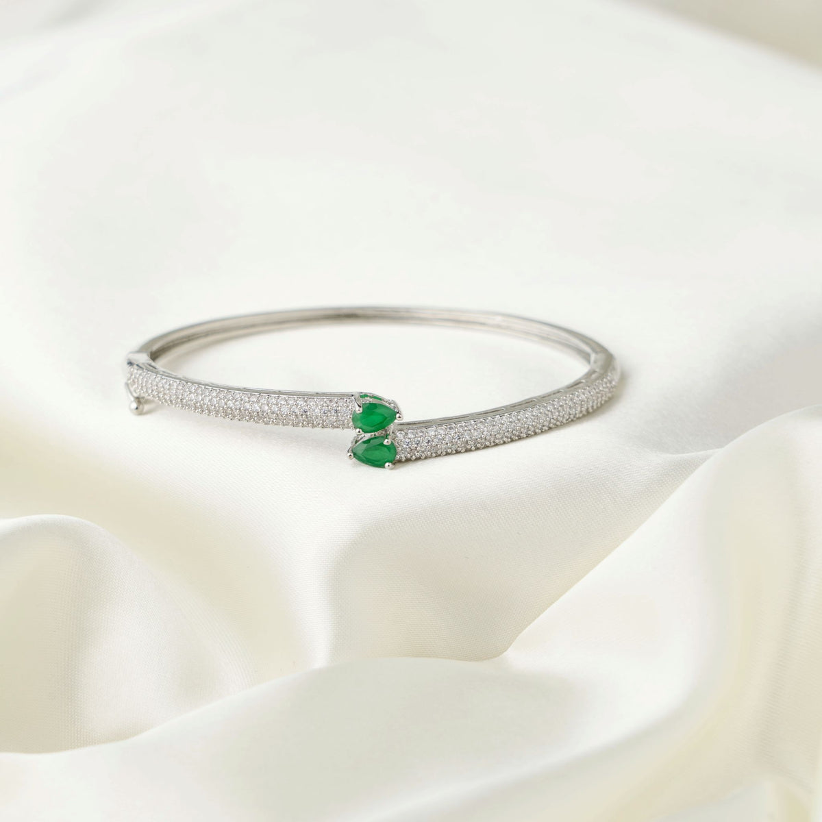 Green Blue Accent Bracelet