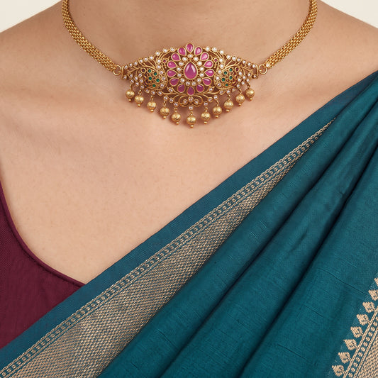 Elegant Traditional Choker