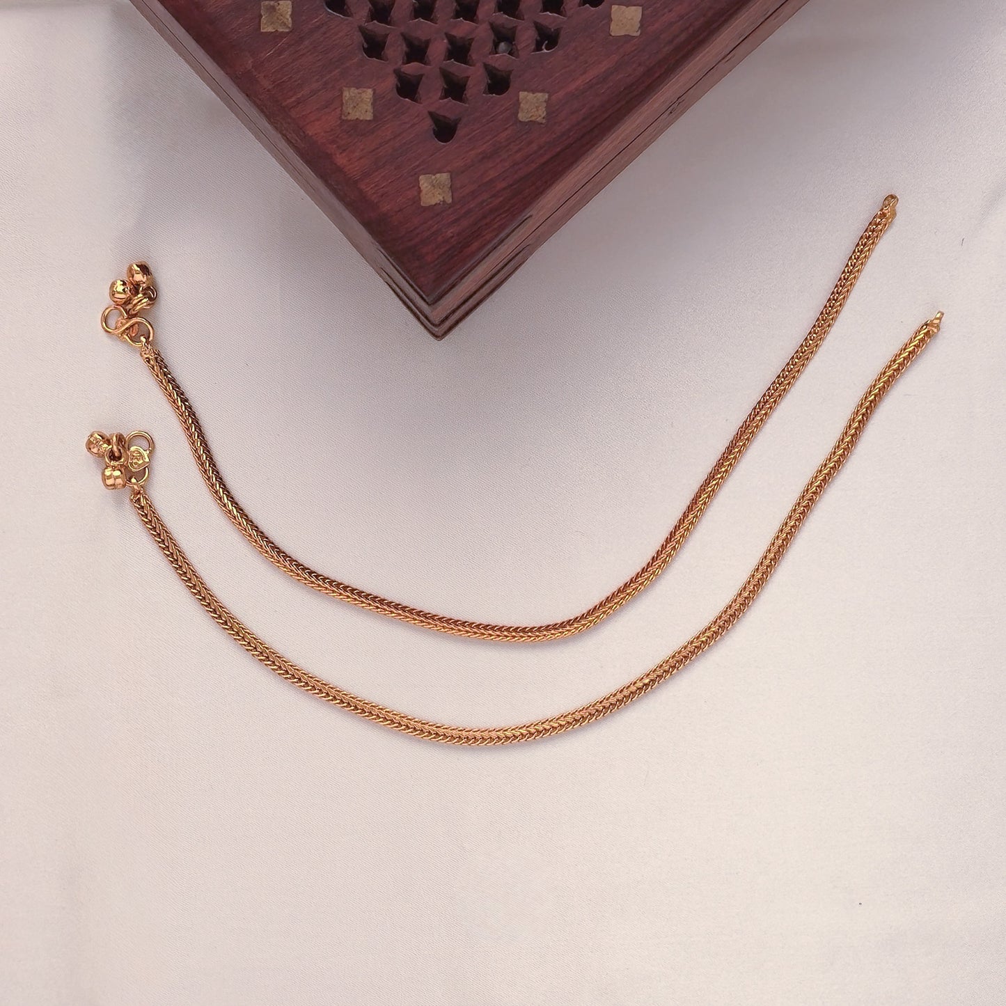 Classic Anklets SM24102