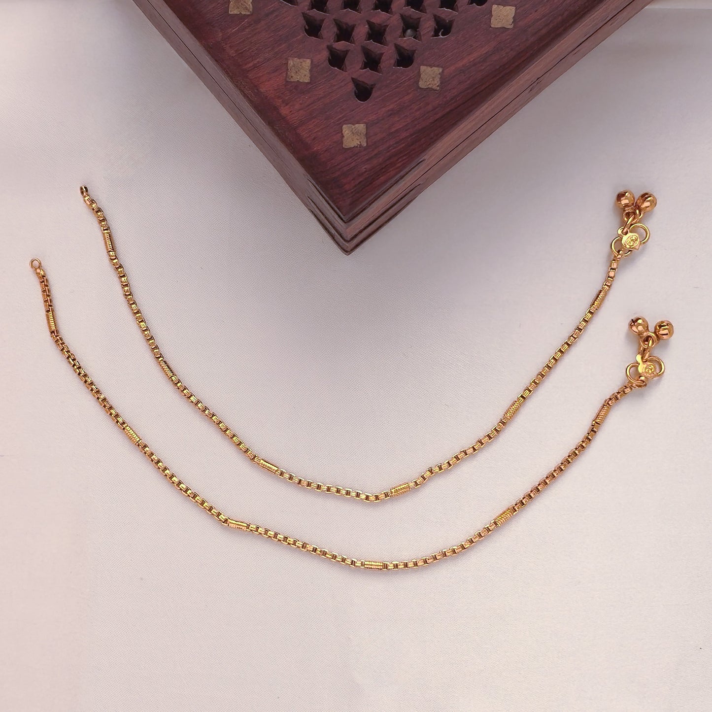 Classic Anklets SM24113