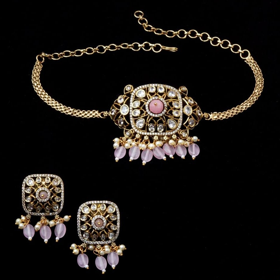 Elegant Designer Choker SM51103