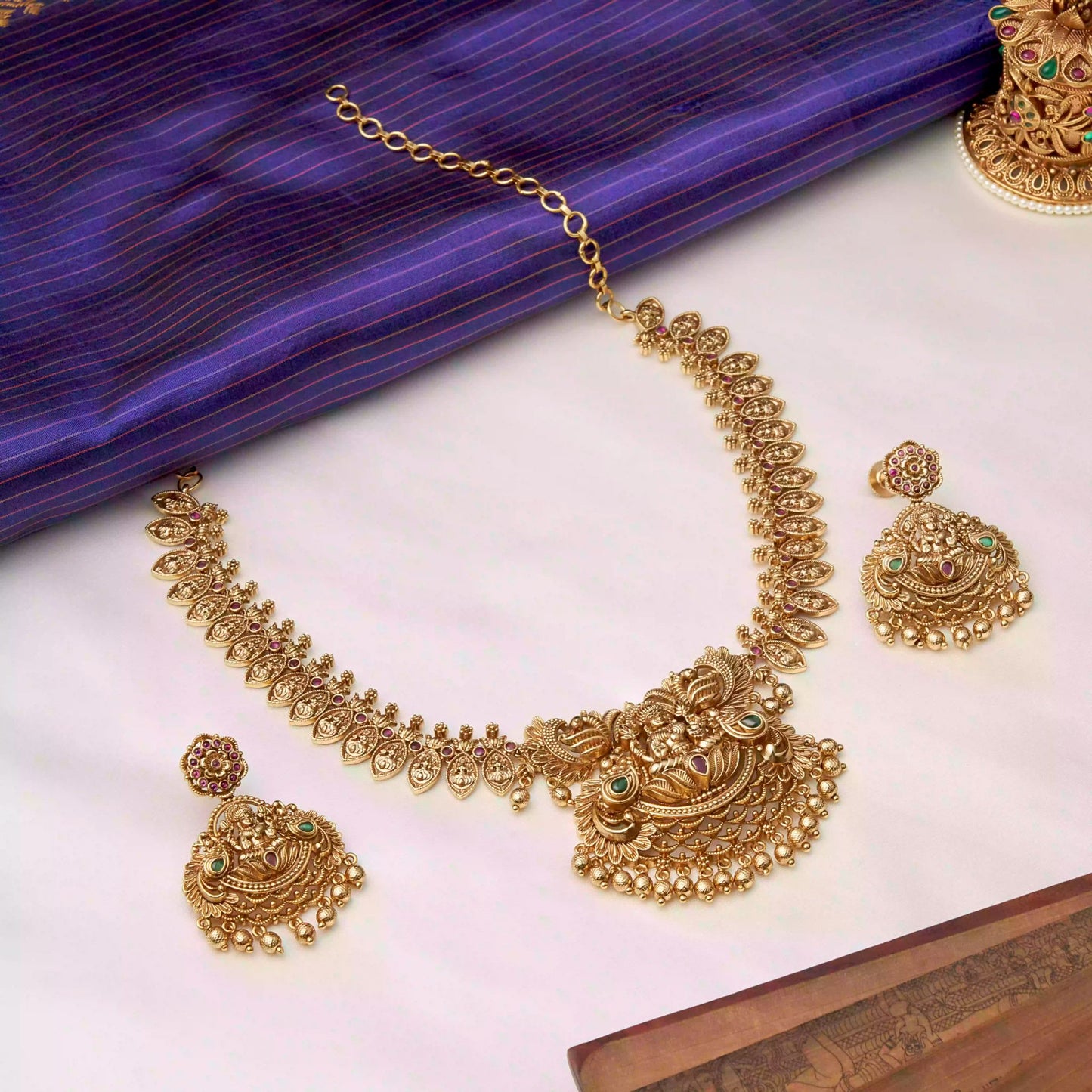Leaf Lakshmi Necklace SM77252