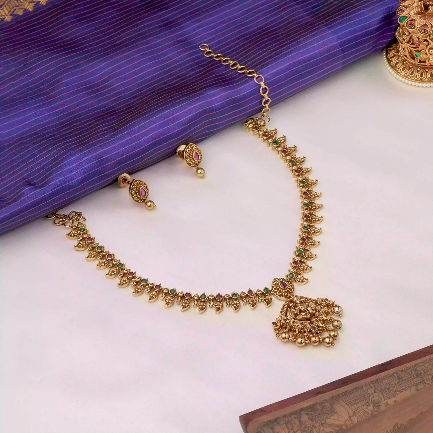 Lakshmi Necklace SM77190