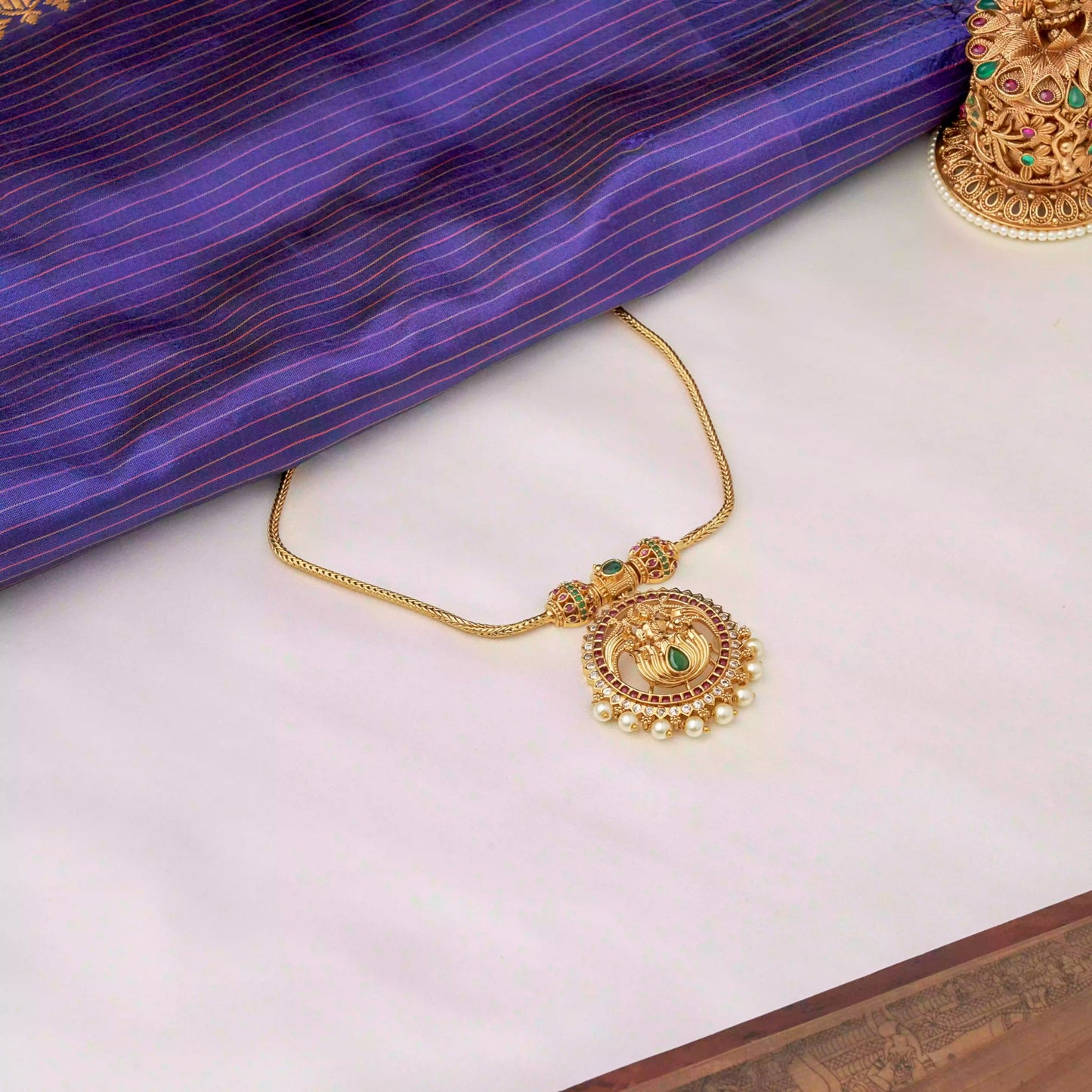 Lakshmi Attigai  SM77219