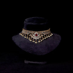 Elegant Traditional Choker SM51109