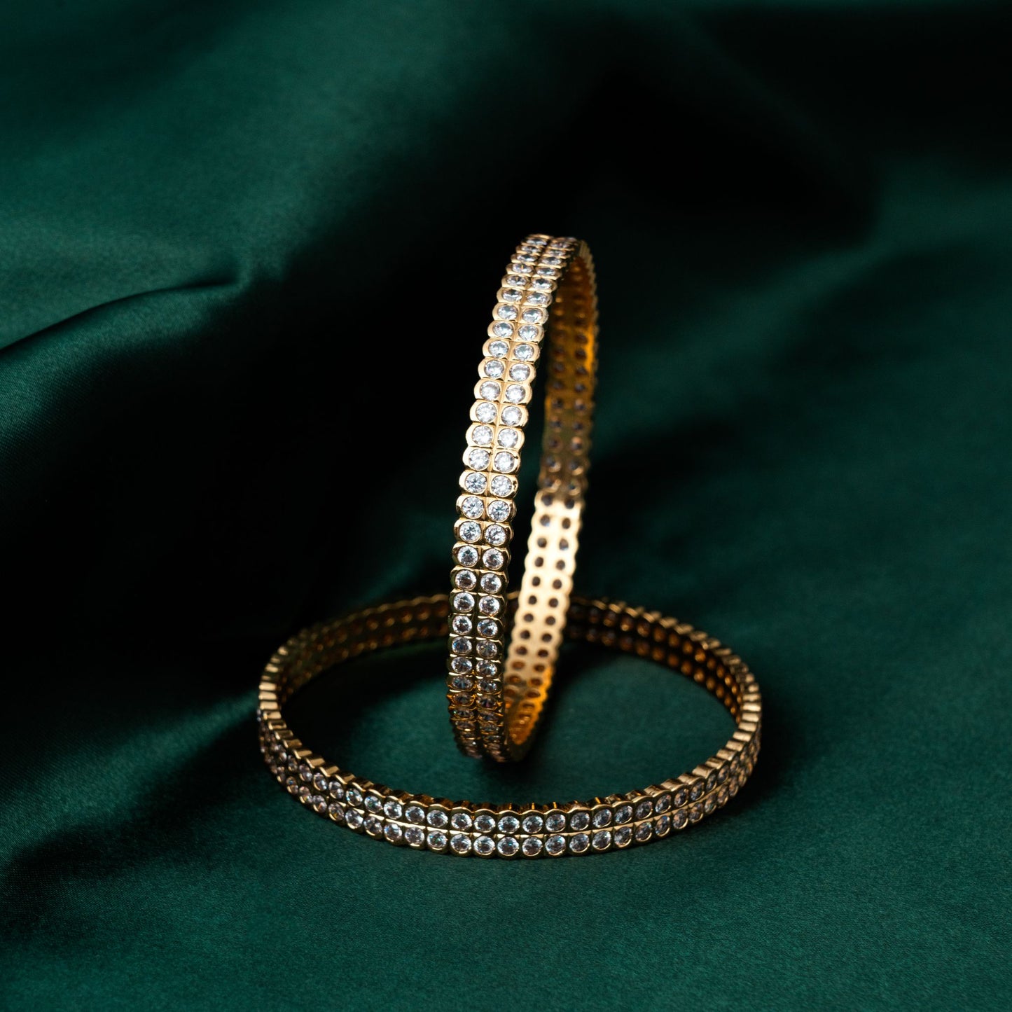 White Stone Bangles SM60120