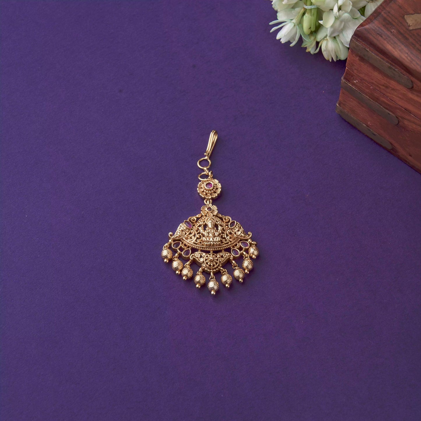 Lakshmi Maang Tikka SM48133