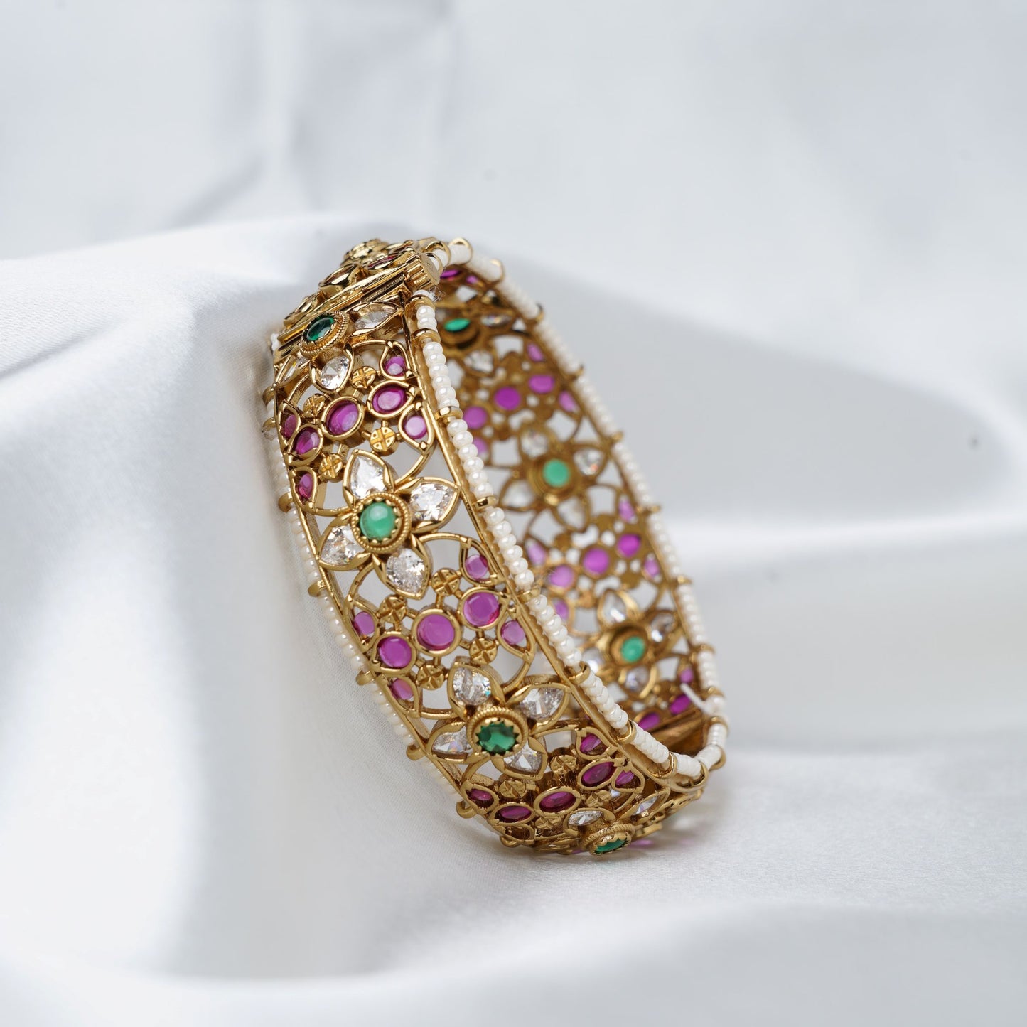 Ruby Emerald Kada SM60175