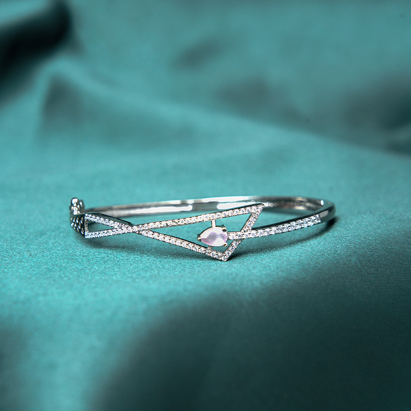 Classic Zircon Bracelet
