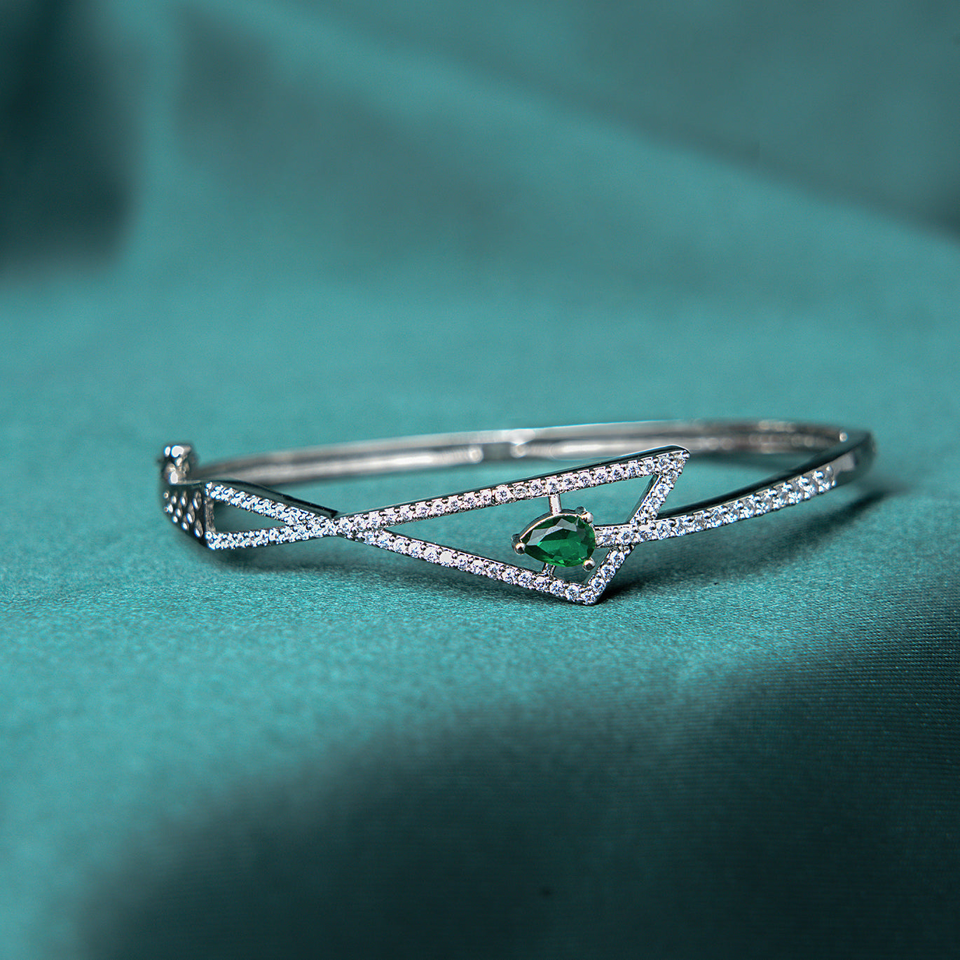 Classic Zircon Bracelet