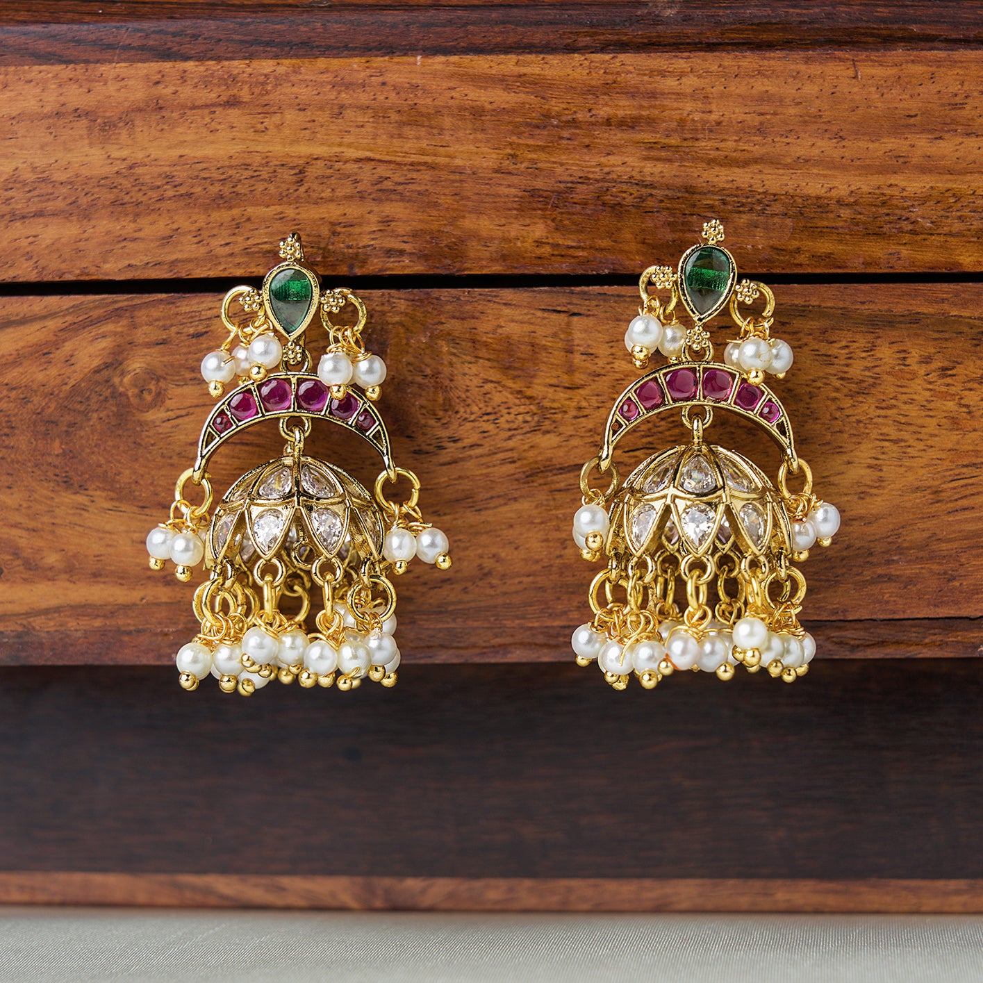 Classic Kemp Jhumka SM72304