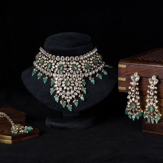 Statement Kundan Choker SM51302