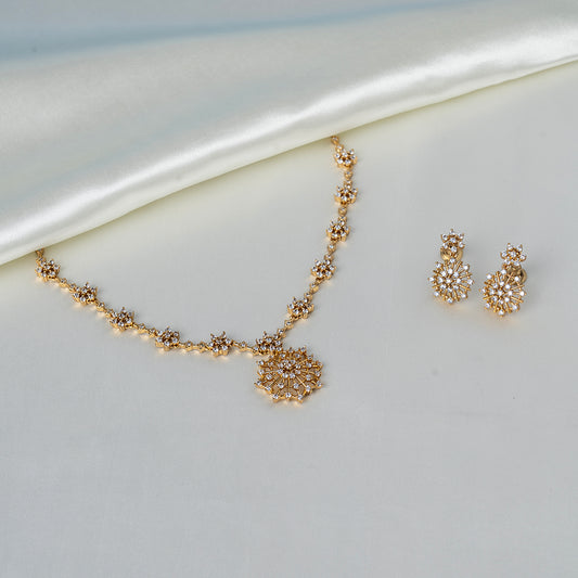 Elegant Zircon Necklace SM77321