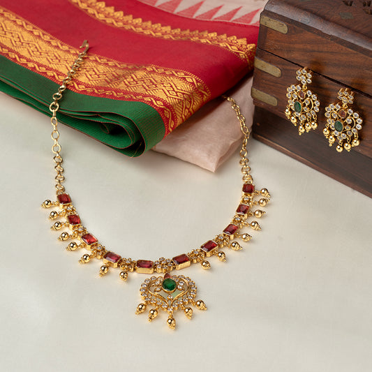 Traditional Red & Green Necklace SM77300
