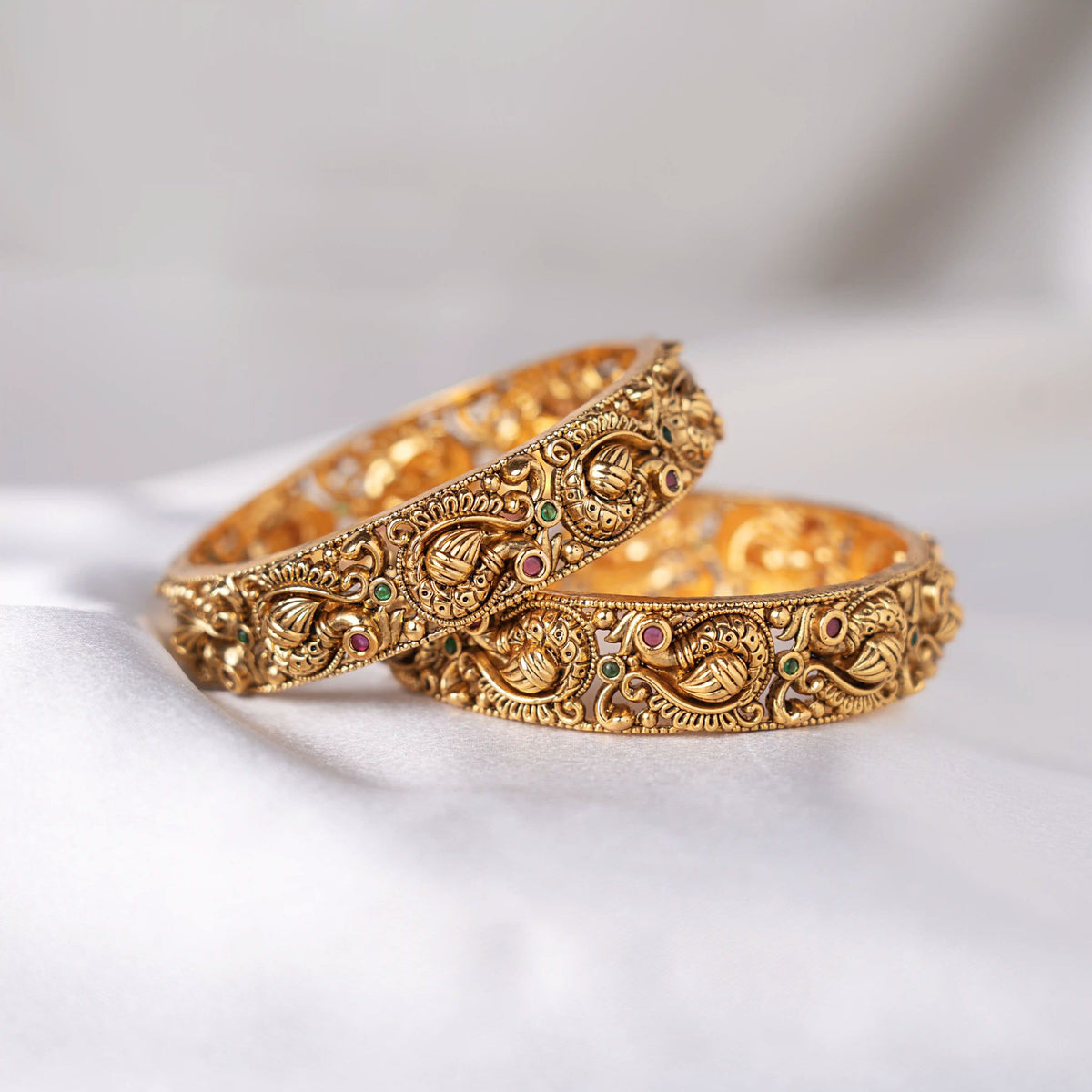 Swan Grace Bangles