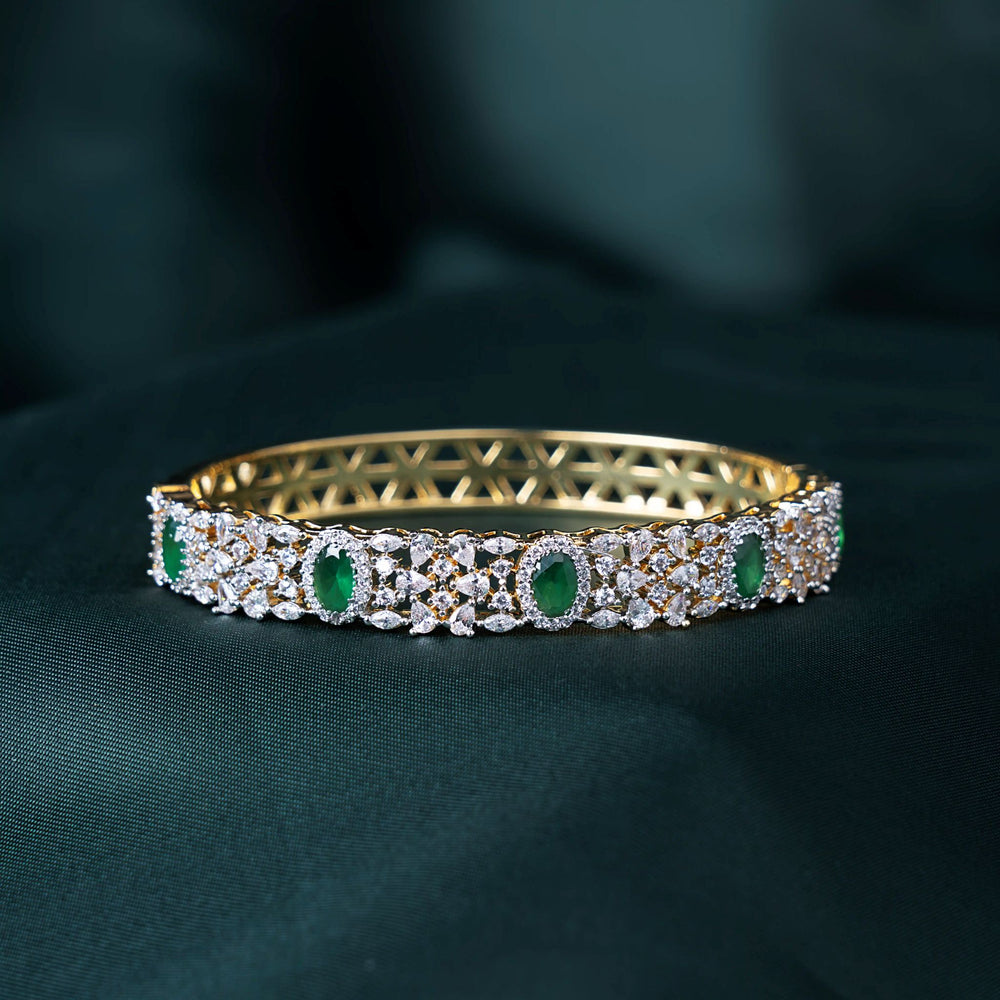 Emerald Radiance Bracelet