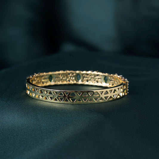 Emerald Radiance Bracelet