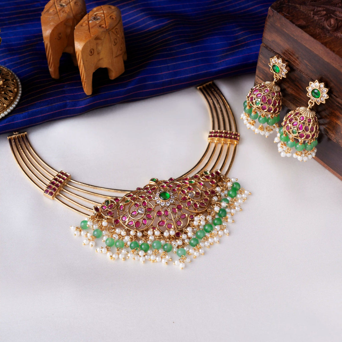 Multi-Strand Kemp Hasli Necklace