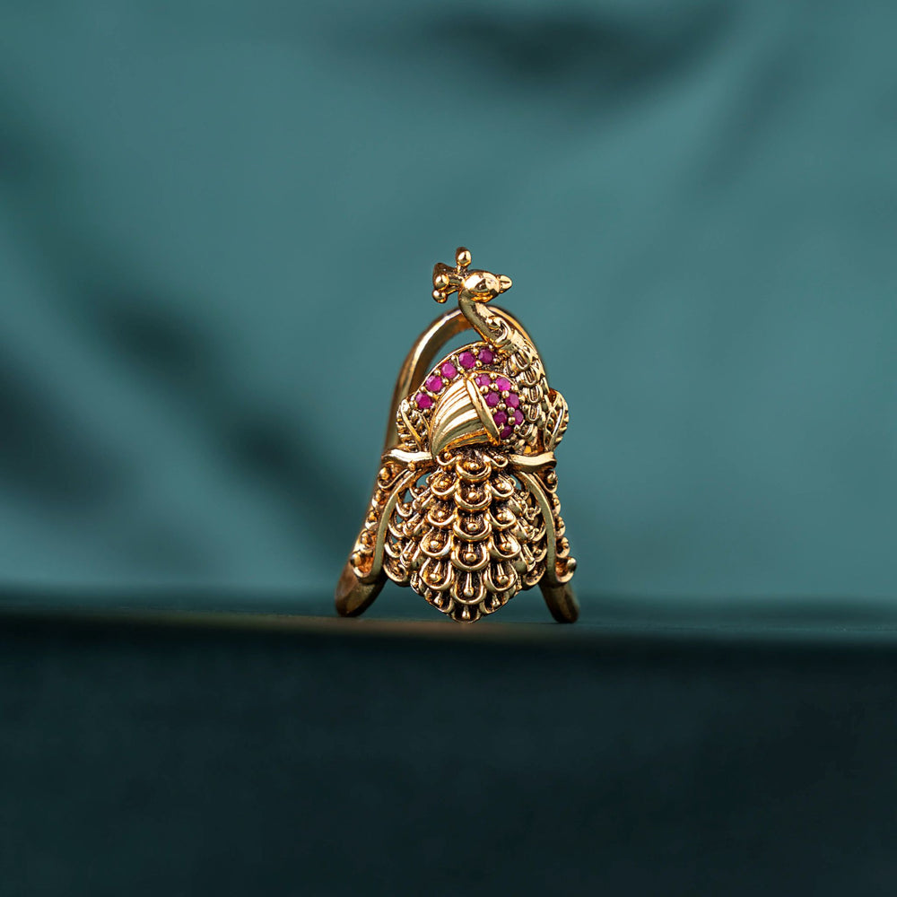 Peacock Vanki Finger Ring