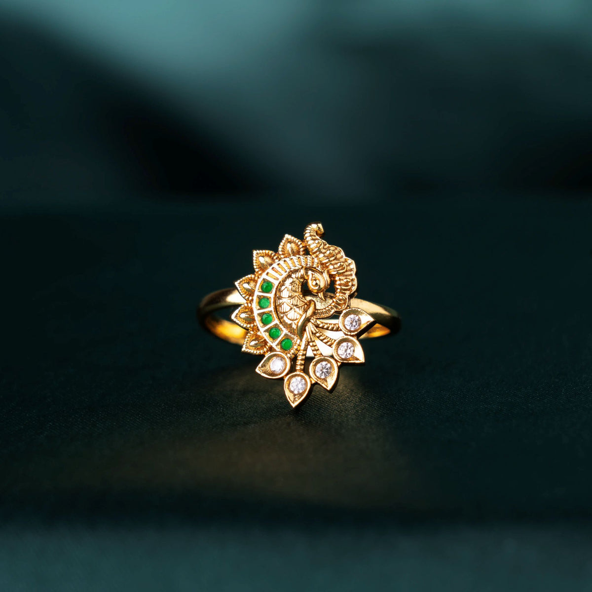 Emerald Peacock Finger Ring