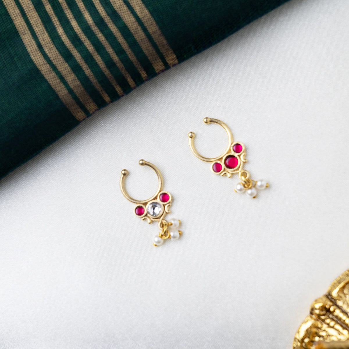 Ruby Three-Motif Nose pin