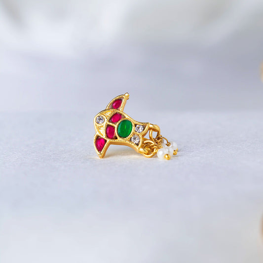 Jadau Pearl Accent Nose pin