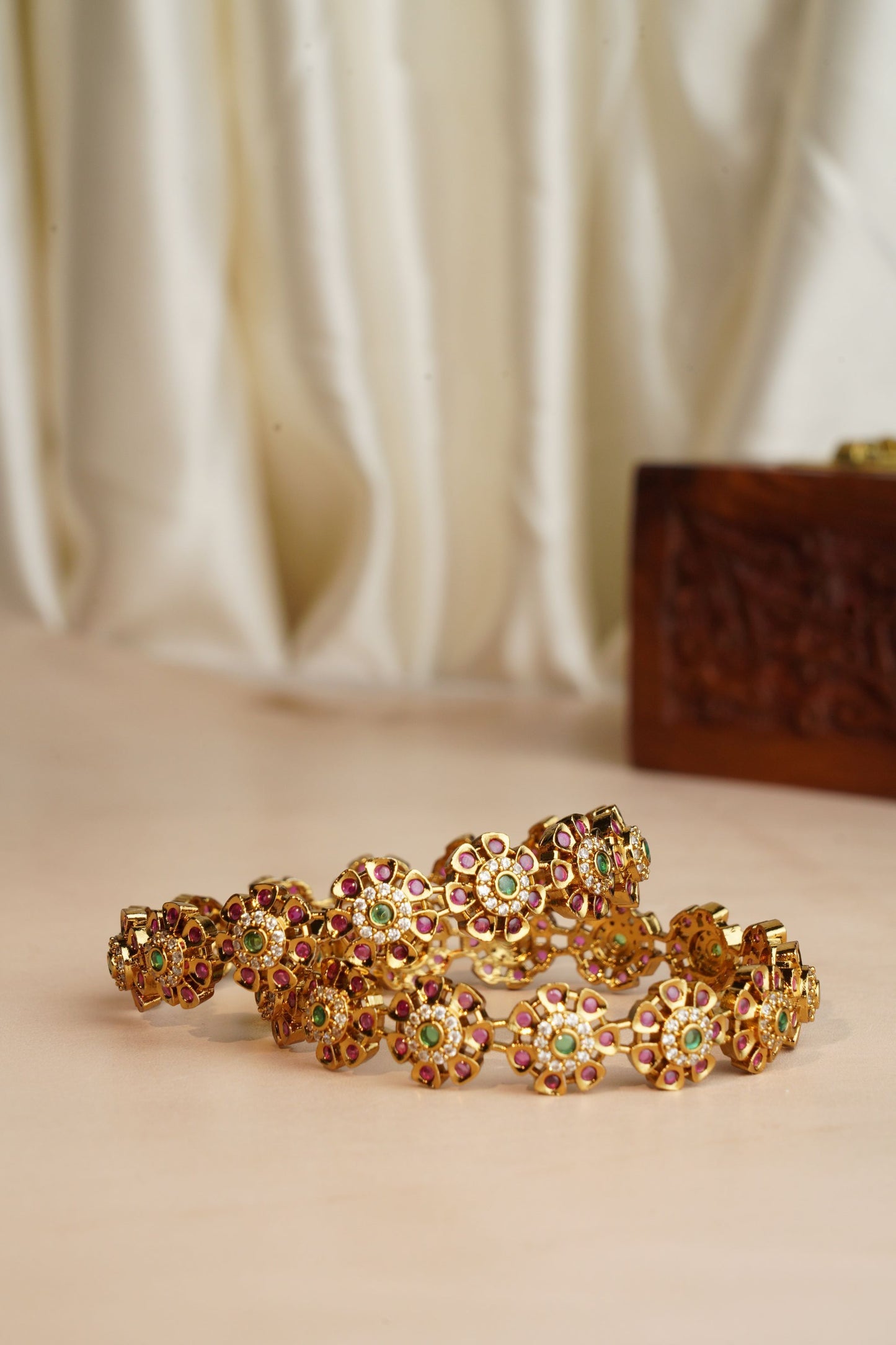 Floral Bangles SM60140