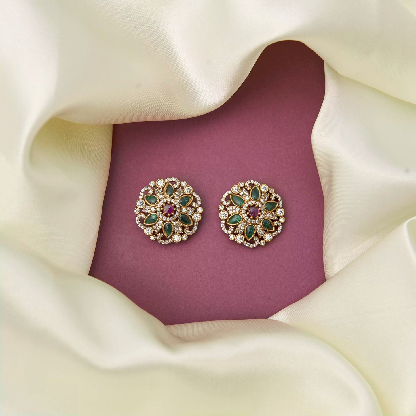 Green Floral Stud SM21136