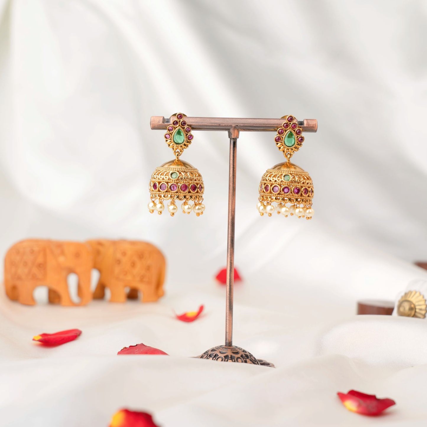 Graceful Jhumka SM72113