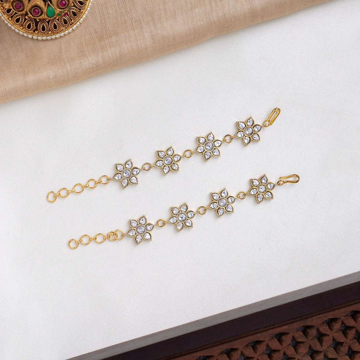 Jadau-Floral-White-Stone-Ear-Chain