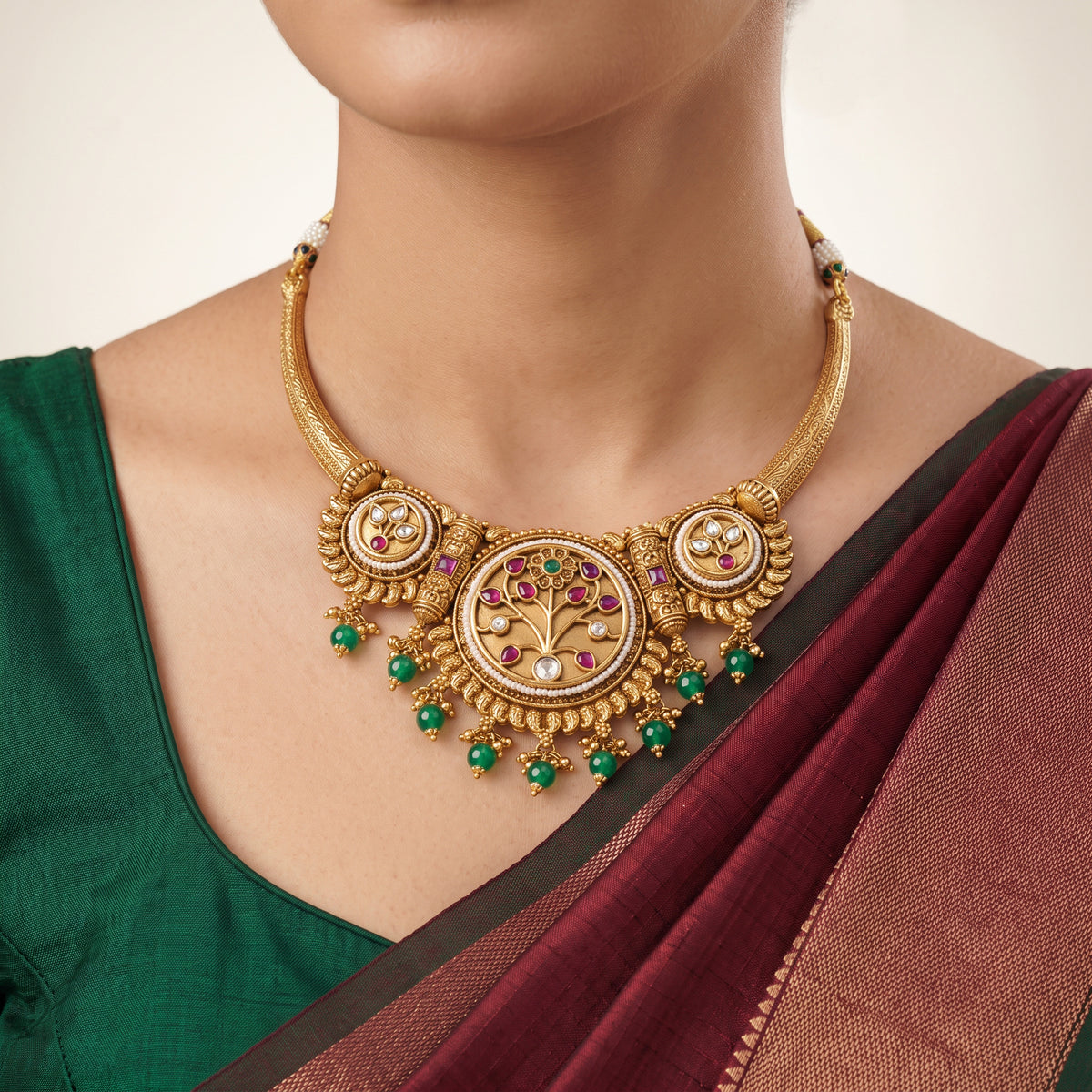 Kanti Necklace
