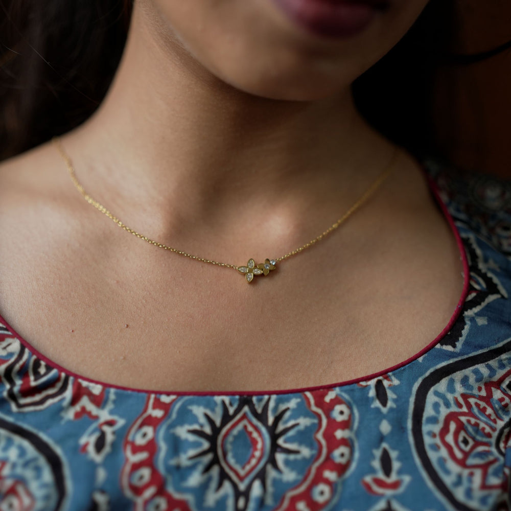 Dual Bloom Floral Chain